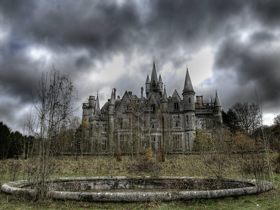 11 Haunted Places In The World Which Will Give You Near Death ...