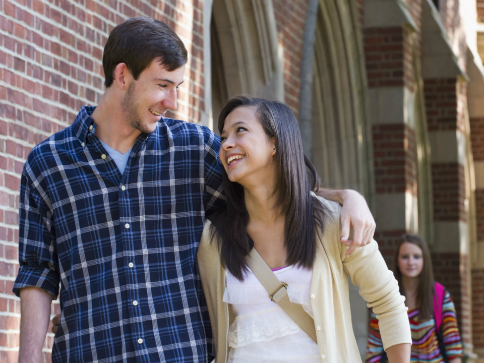 7 Reasons College Love Can Actually Be Real Scoopnow