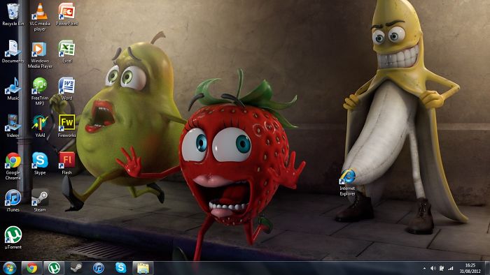 WOW: Hilariously Desktop Wallpapers That Are Actually Genius - ScoopNow