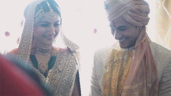 Featured Image - ScoopNow - Kunal Khemu And Soha Shares A Video On Their Fifth Wedding Anniversary