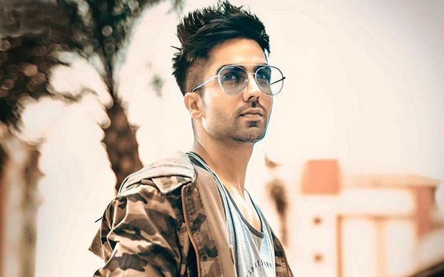 Punjabi Singers And Their Shocking Net Worth - ScoopNow