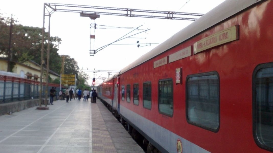 India's First Pull-Push Rajdhani Express To Run Daily From Now On ...